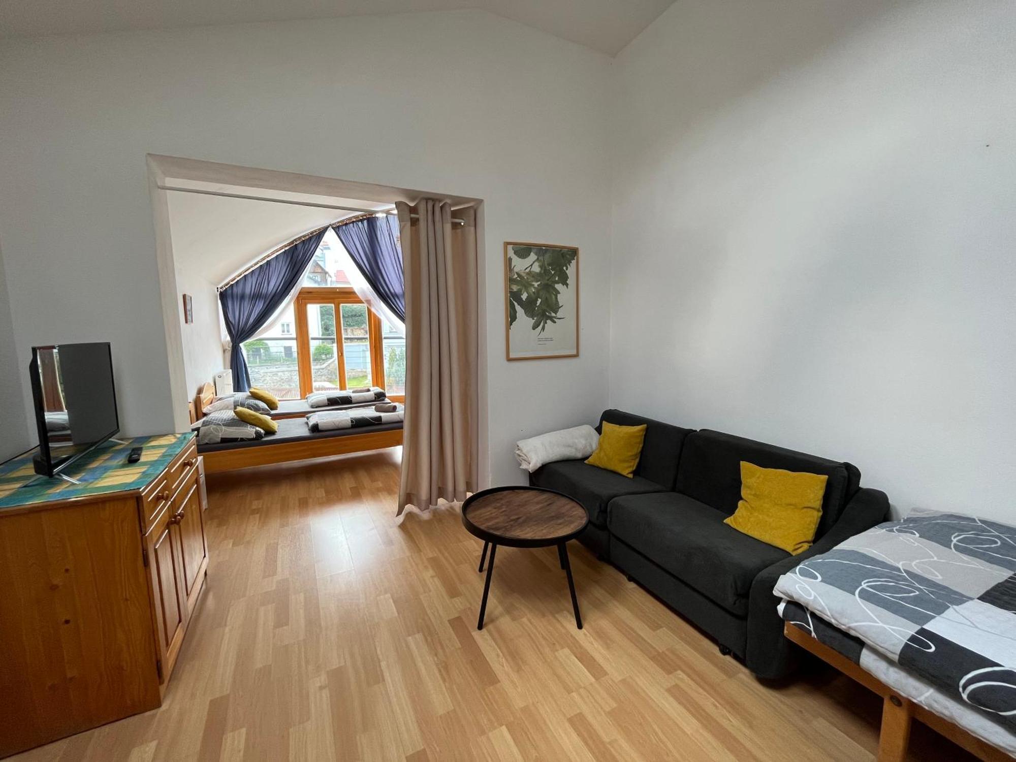 Apartman S Vyhledem Na Zamek I 温珀克 外观 照片